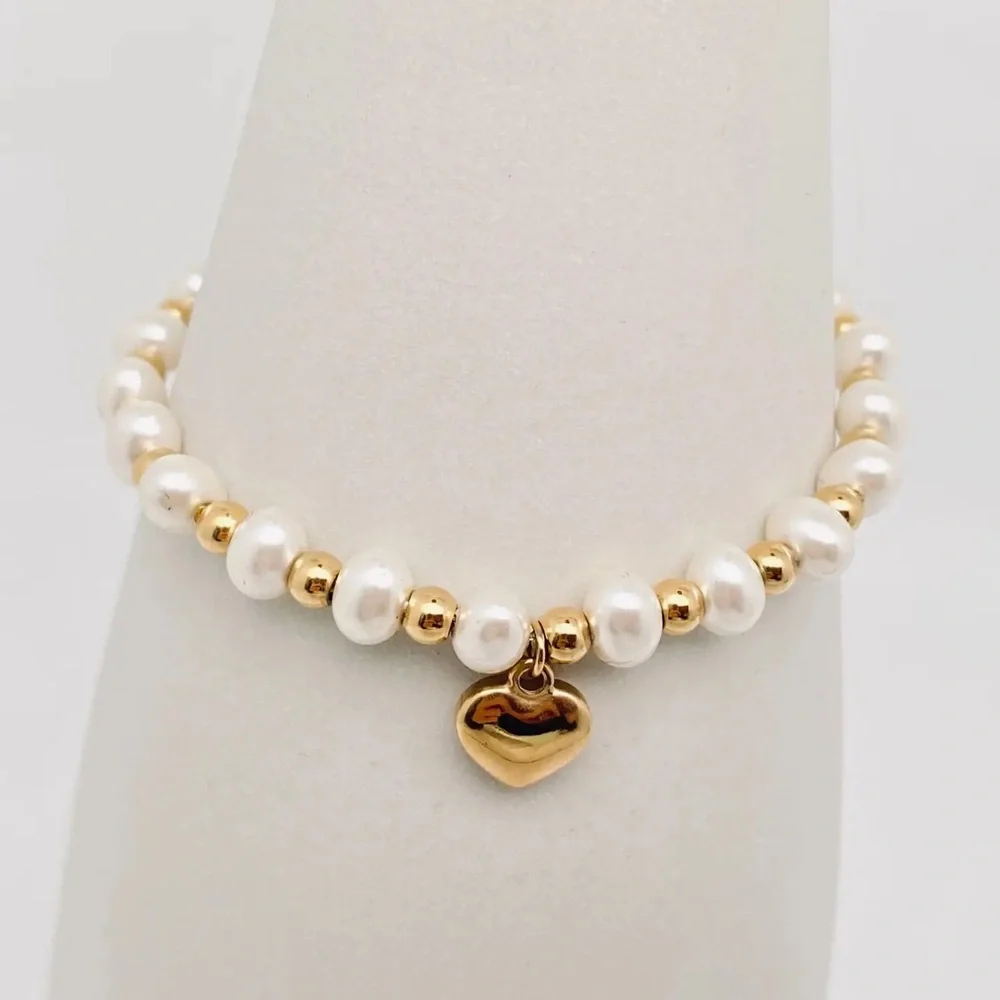 Elegant Gold and Pearl  Stainless Steel Heart Pendant Pearl Beaded Bracelet